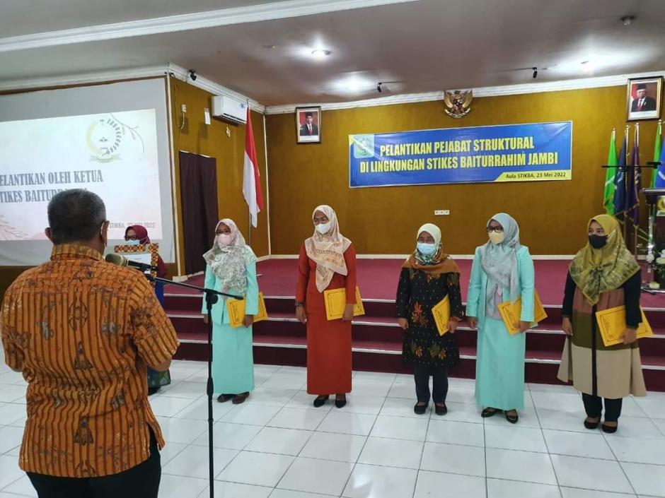 Selamat Untuk Pejabat Yang Dilantik  Dr.Filius Chandra SE., MM selaku Ketua STIKes Baiturrahim Jambi melantik pejabat struktural dilingkungan STIKes Baiturrahim Jambi yang masa jabatannya sudah berakh