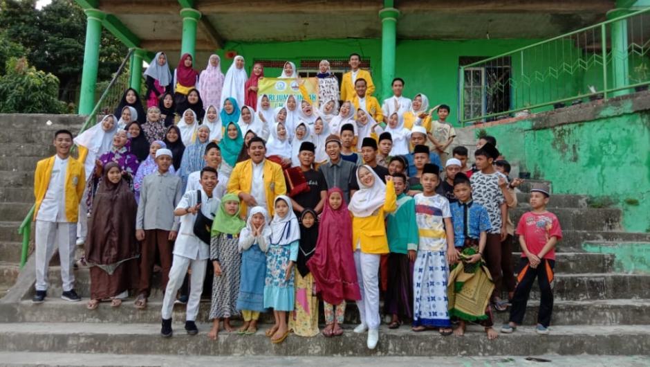 Mengenang Kegiatan Prodi DIII Keperawatan STIKBA Jambi Berikan Bantuan ke Panti Asuhan