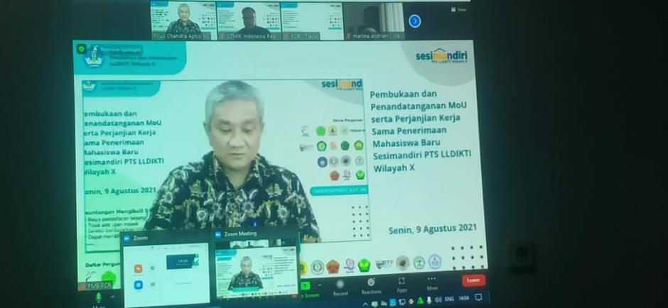 Ketua APTISI Wilayah X-C Membuka MoU Sesimandiri LLDIKTI